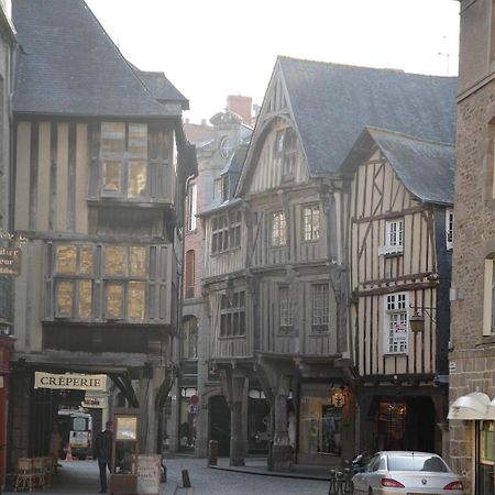 Le Medieval - Hotel Le Challonge Dinan Zewnętrze zdjęcie